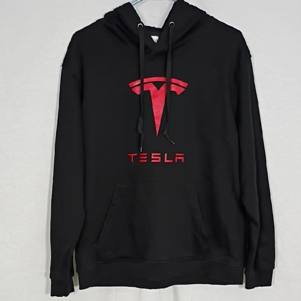 EUC Three In Tesla Black and Red Men's Hoodie Size Large